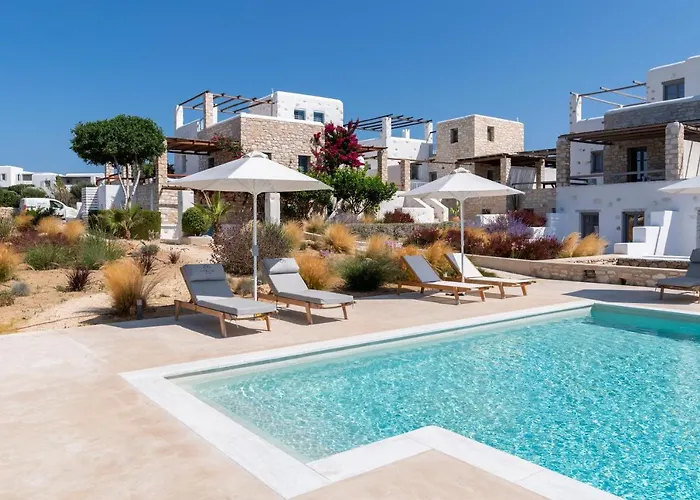 Key 1 Santa Maria (Paros)