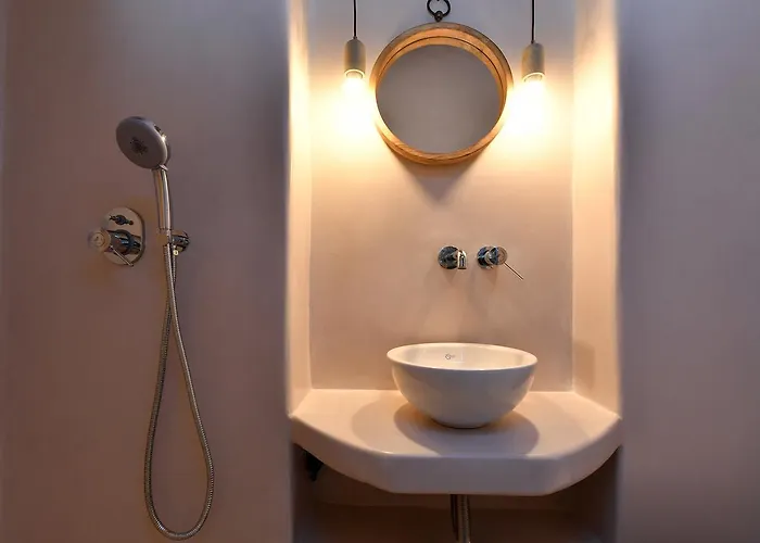 Key 1 * Santa Maria (Paros)